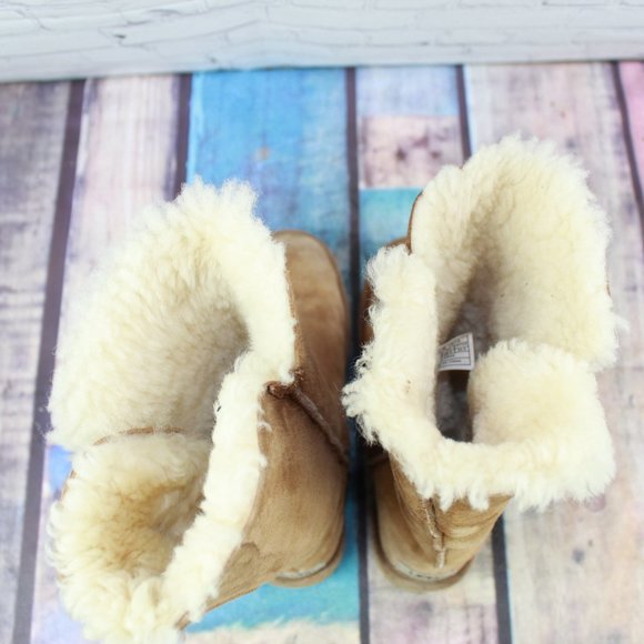 UGG Bailey Triplet Button Sheepskin Boots Size 7 - Picture 7 of 10